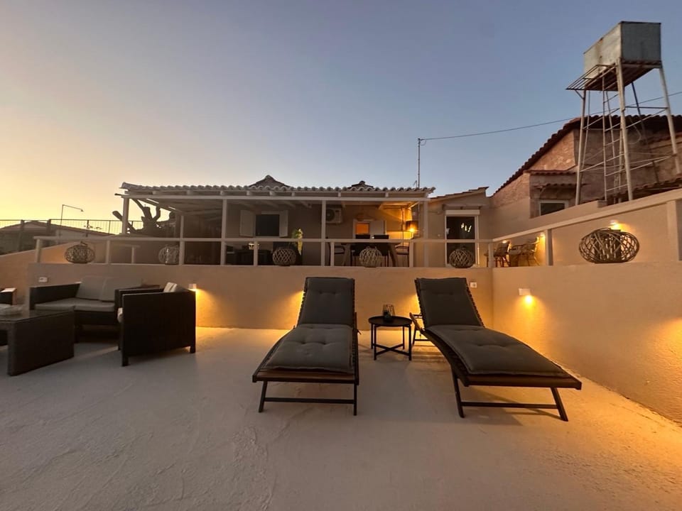 Sea view Theoni House in Peloponnese, Western Greece and the Ionian