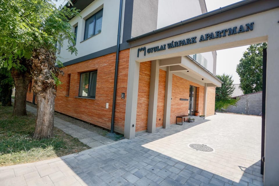 Gyulai Várpark Apartman 2 Apartment in Hungary