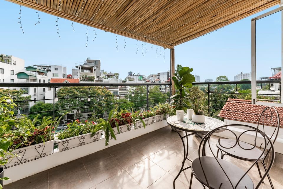 Patio, Day, View (from property/room), Balcony/Terrace, Dining area, City view