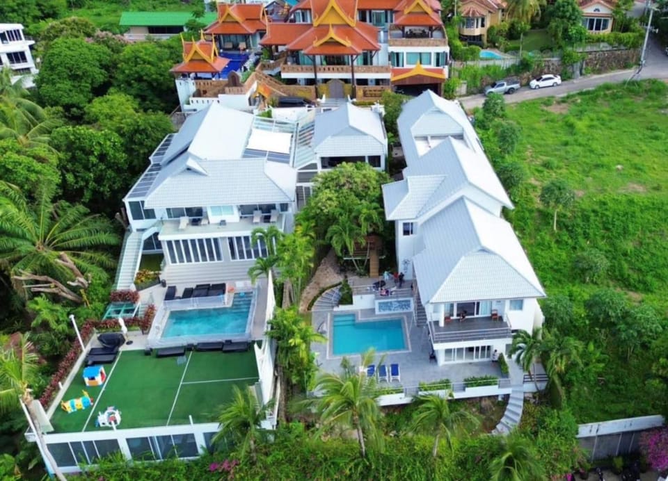 Vipa Seaview Villa Villa in Patong