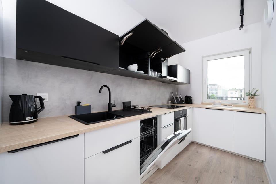 Coffee/tea facilities, Kitchen or kitchenette, dishwasher, oven, pet friendly, stove