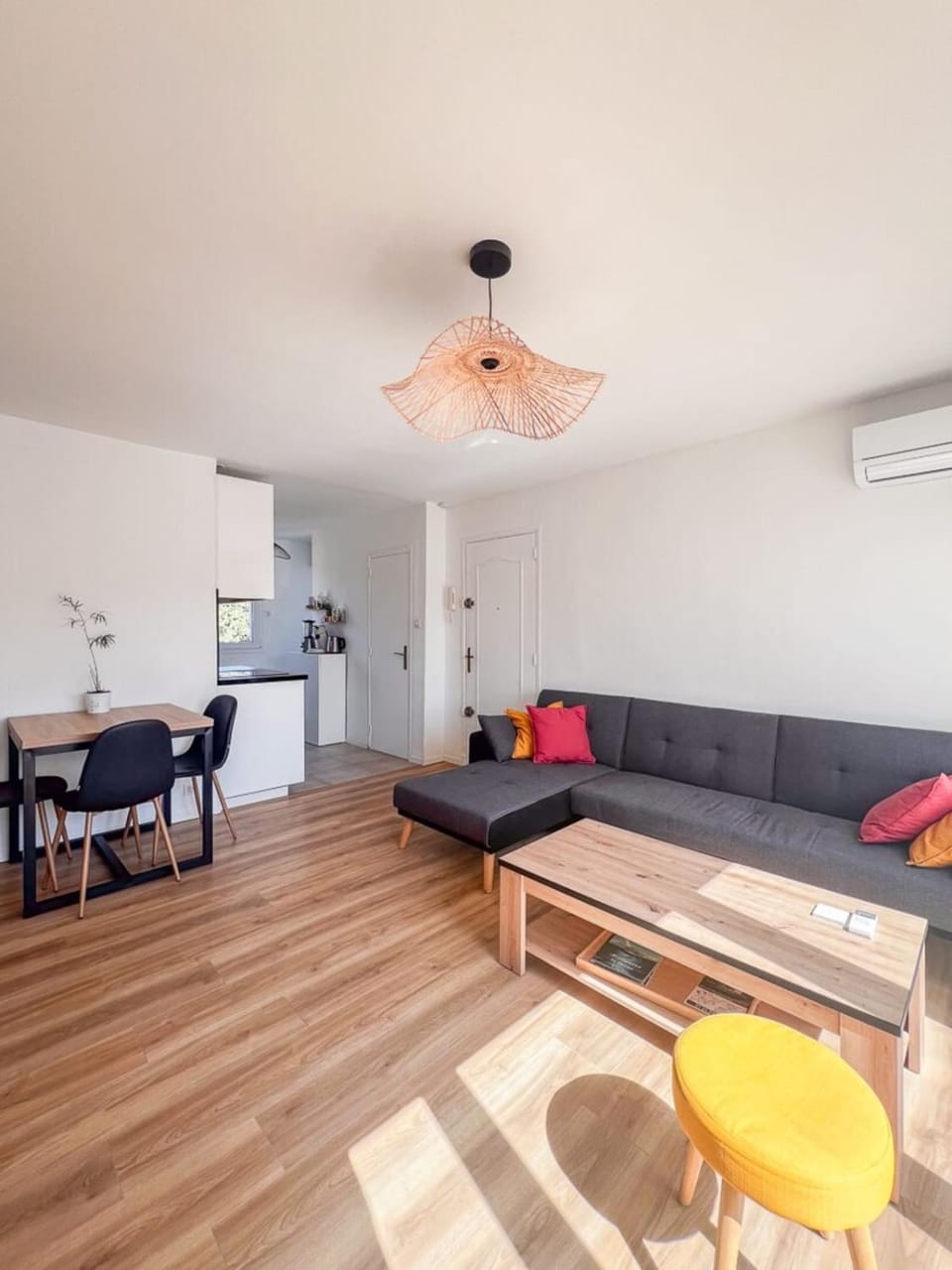 Le Morgiou - T3 Terrasse Clim Parking Apartment in Marseille