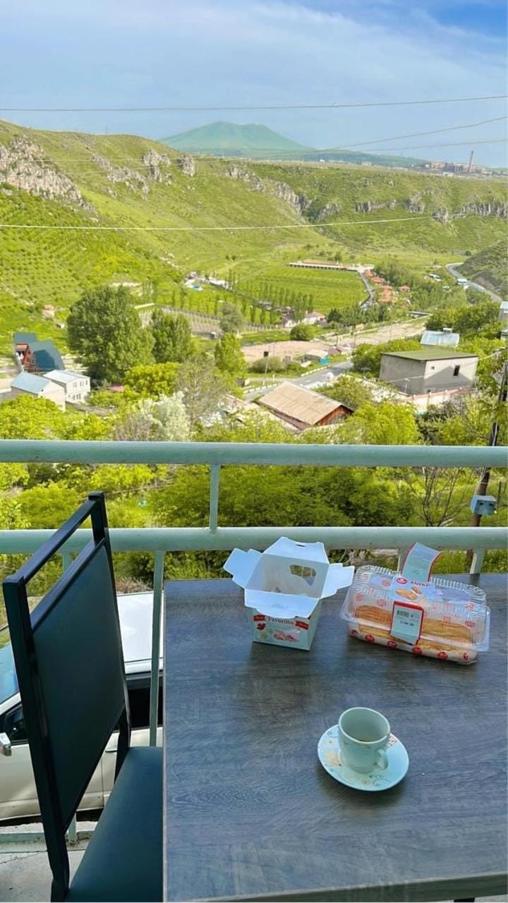Natural landscape, View (from property/room), Balcony/Terrace