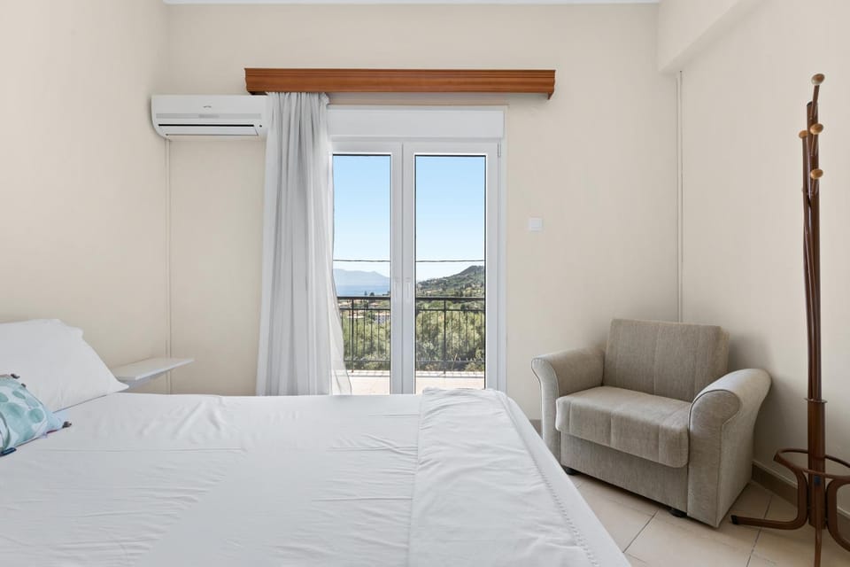 Natural landscape, Photo of the whole room
