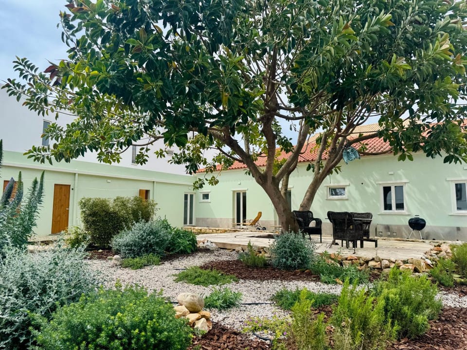 Property building, Garden