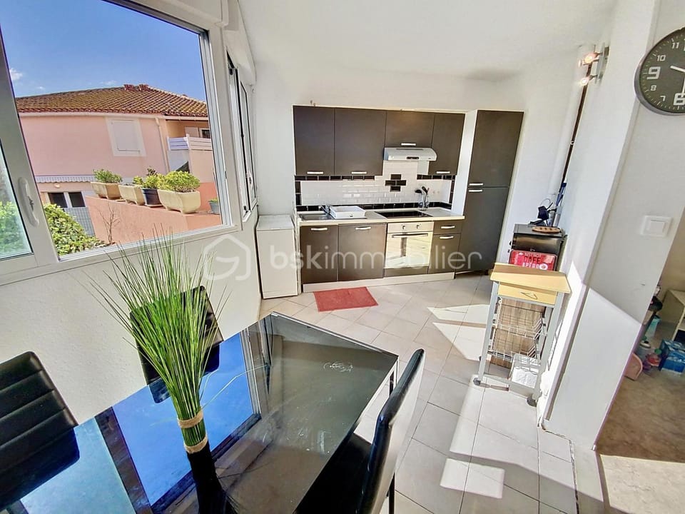 studio a 800m de la plage , parking privé Apartment in Occitanie