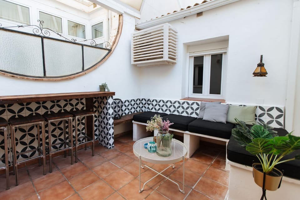 Patio, Balcony/Terrace, Seating area