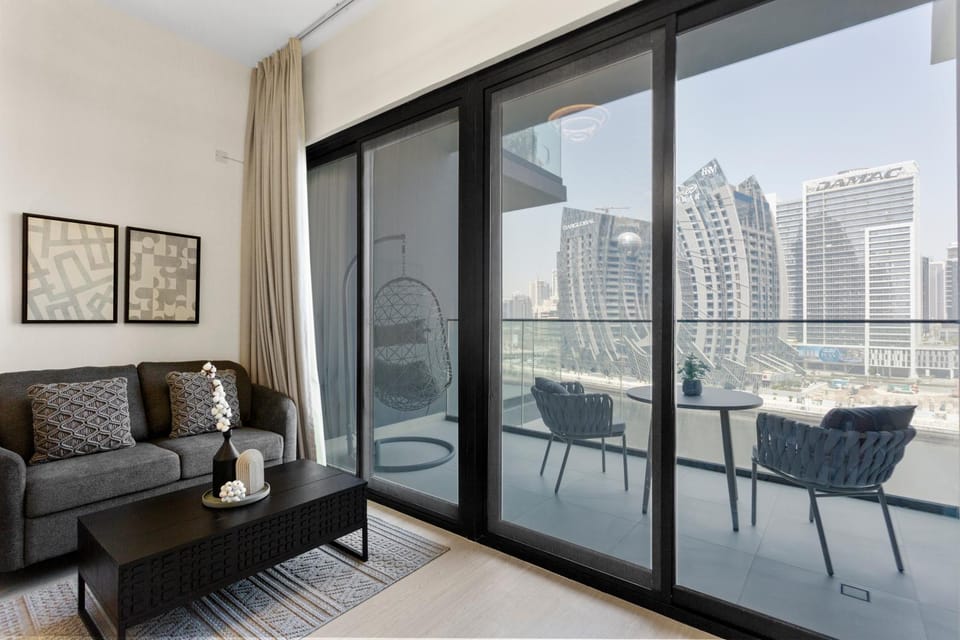 Studio Retreat with Canal and Burj Khalifa Views Apartment in Dubai