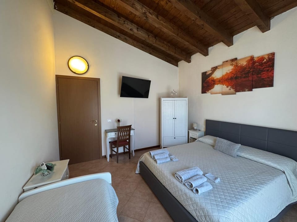 Beb ulivo Bed and Breakfast in Lombardy