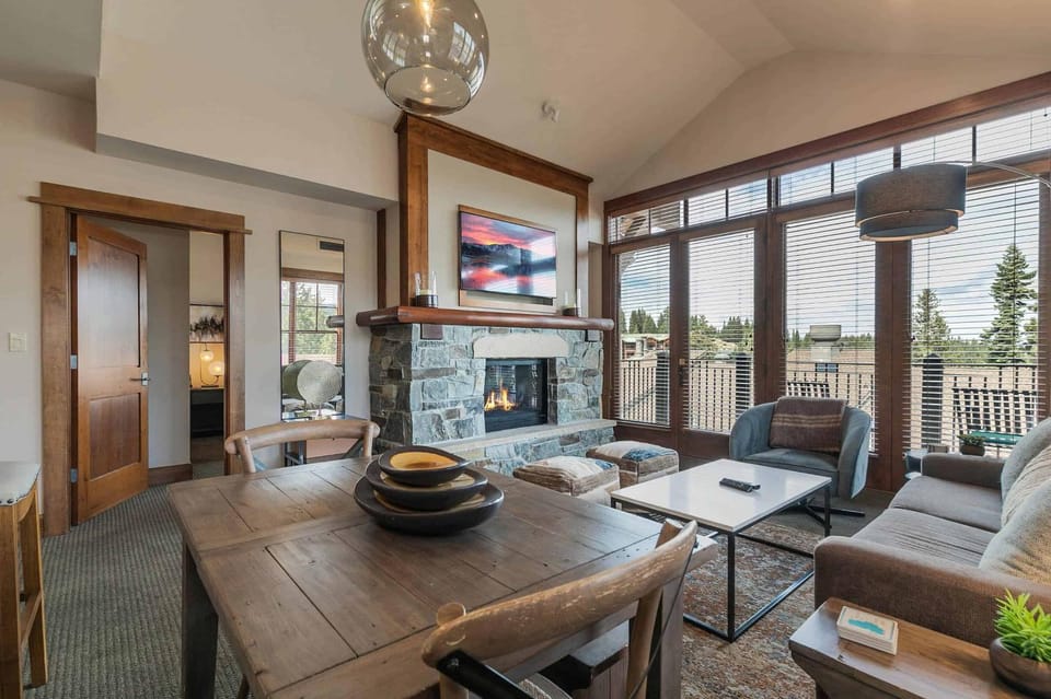 Iron Horse Lodge North 309 by East West Hospitality Apartment in Northstar Drive