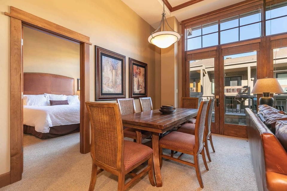 Iron Horse Lodge North 107 by East West Hospitality Apartment in Northstar Drive