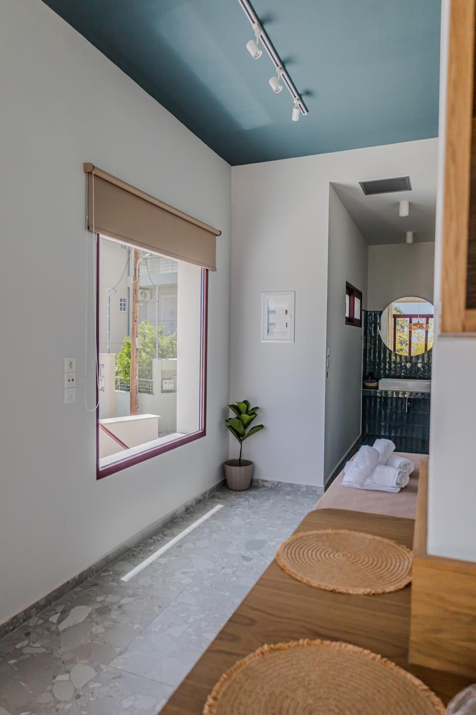 Bed, Bathroom, Photo of the whole room, towels