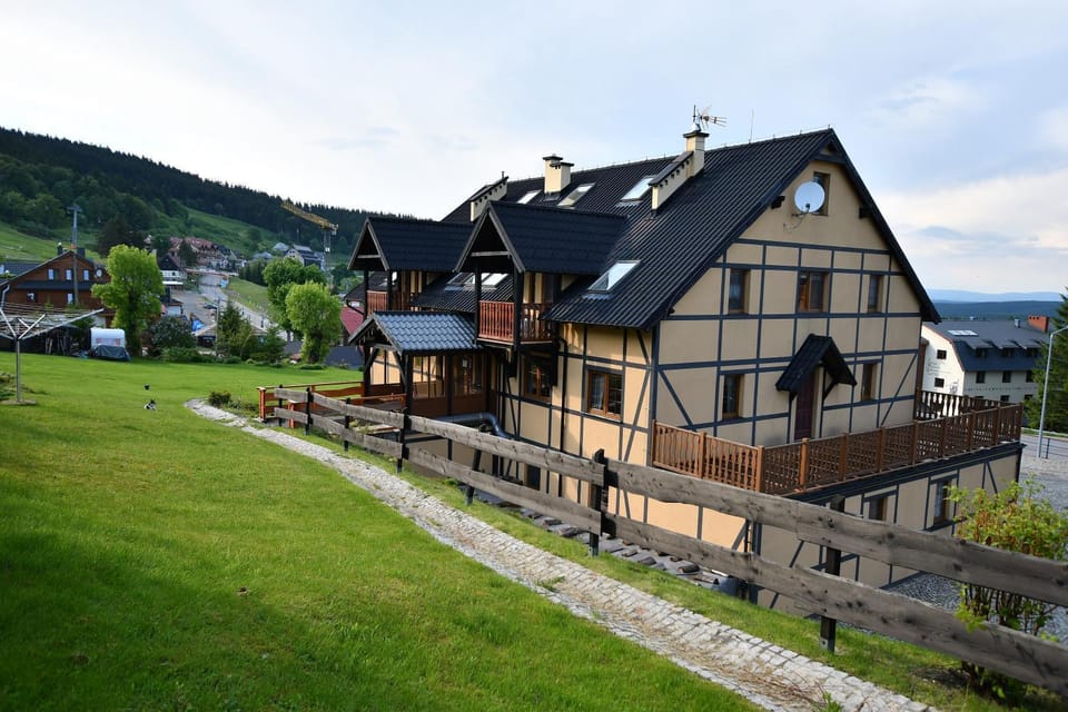 Property building, Day, Natural landscape, Mountain view