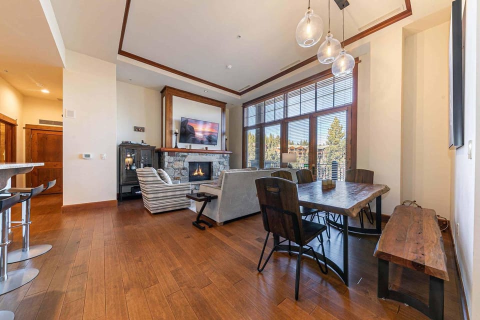 Iron Horse Lodge North 103 by East West Hospitality Apartment in Northstar Drive