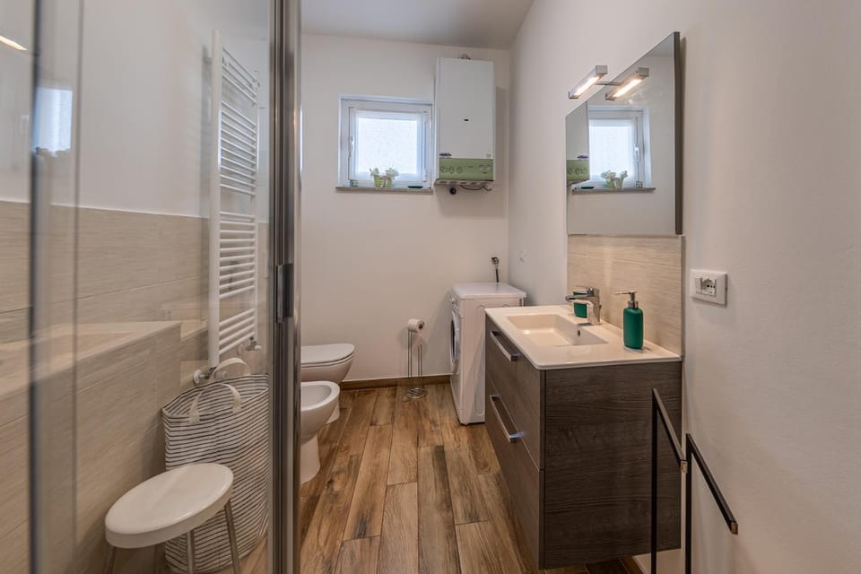 Shower, Toilet, Bathroom, bidet