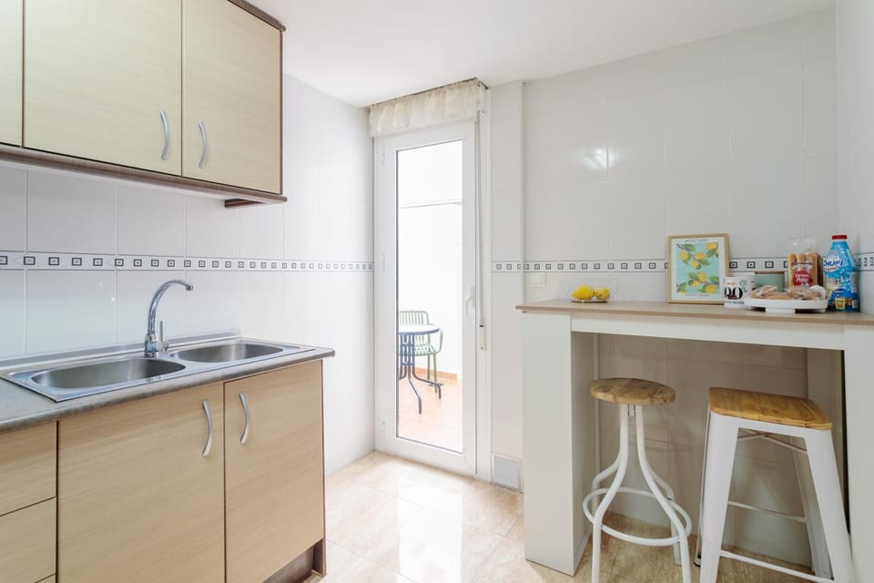 Kitchen or kitchenette, Living room