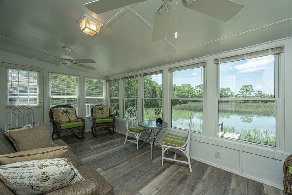 Scenic Folly Retreat by Sweet Escape Stays House in Folly Beach