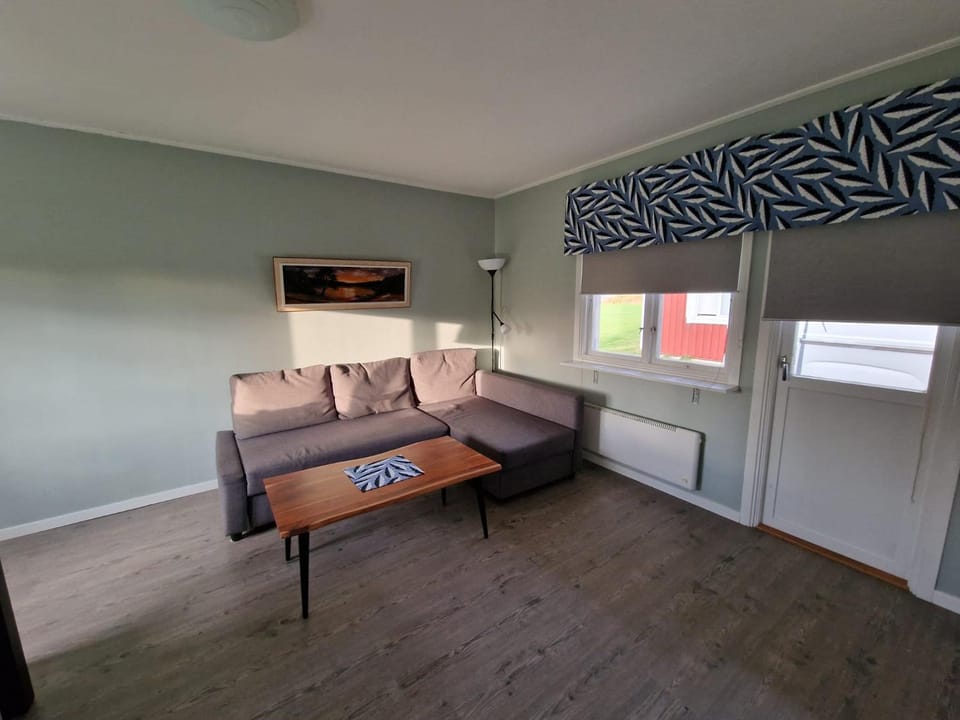 TV and multimedia, Living room, Photo of the whole room, Bedroom