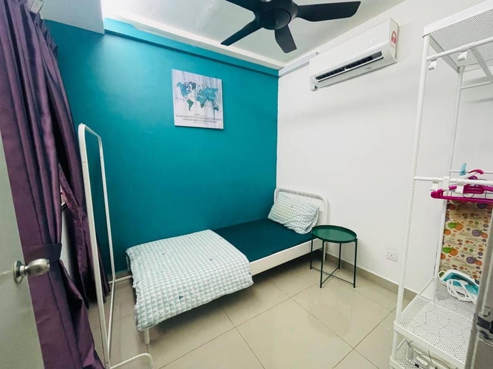Bed, Bedroom, air conditioner