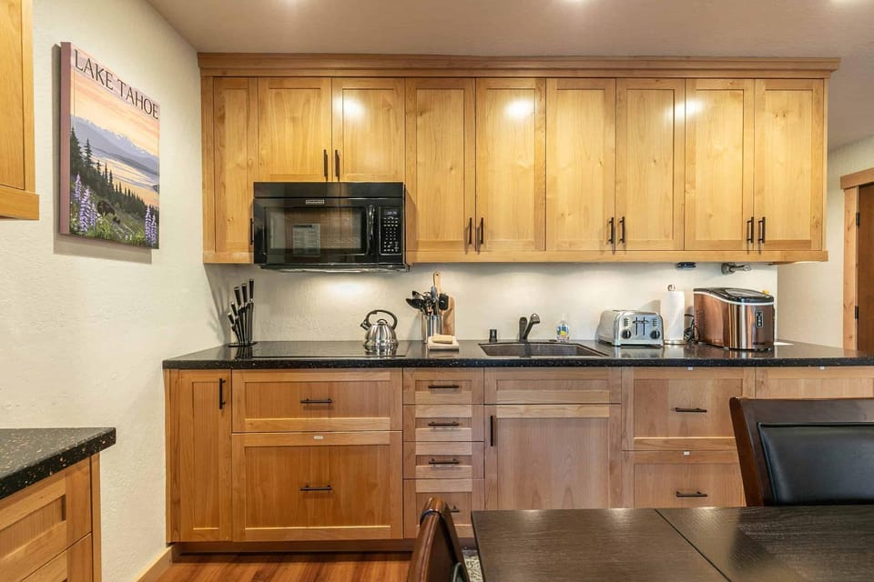 Ski Trails 4119 by East West Hospitality Apartment in Northstar Drive