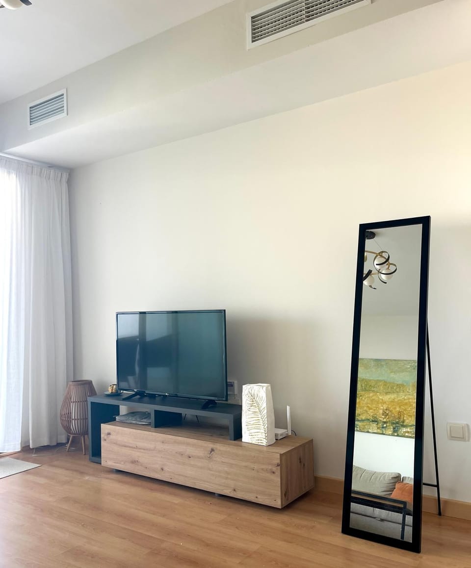 TV and multimedia, Evening entertainment