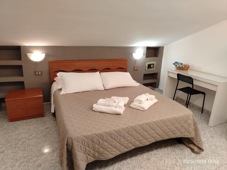 Suite 5 posti letto con terrazza Panoramica - Fiumicino Aeroporto e Fiera Apartment in Lazio