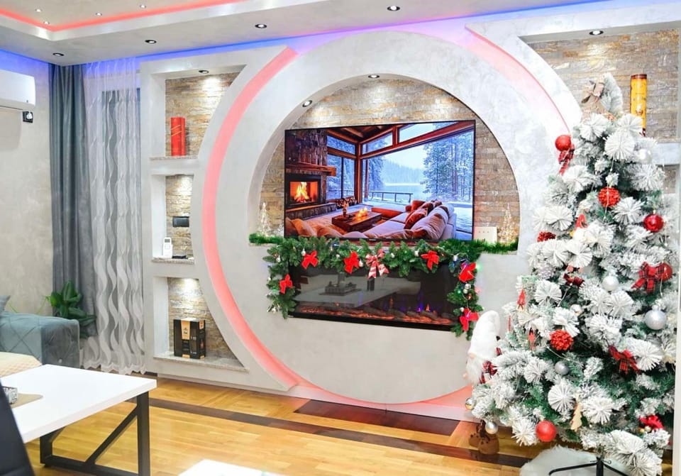 TV and multimedia, Decorative detail