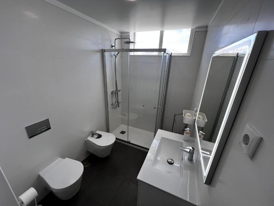 Shower, Toilet, Bathroom, bidet