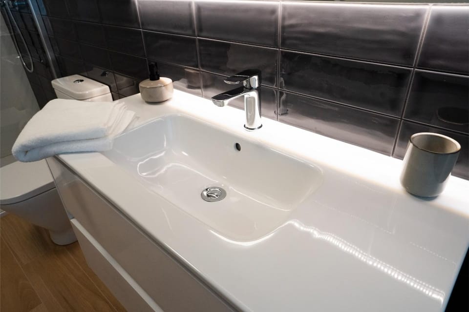 Bathroom, Living room