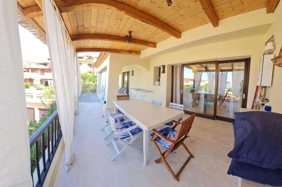 Balcony/Terrace, Dining area, sunbed
