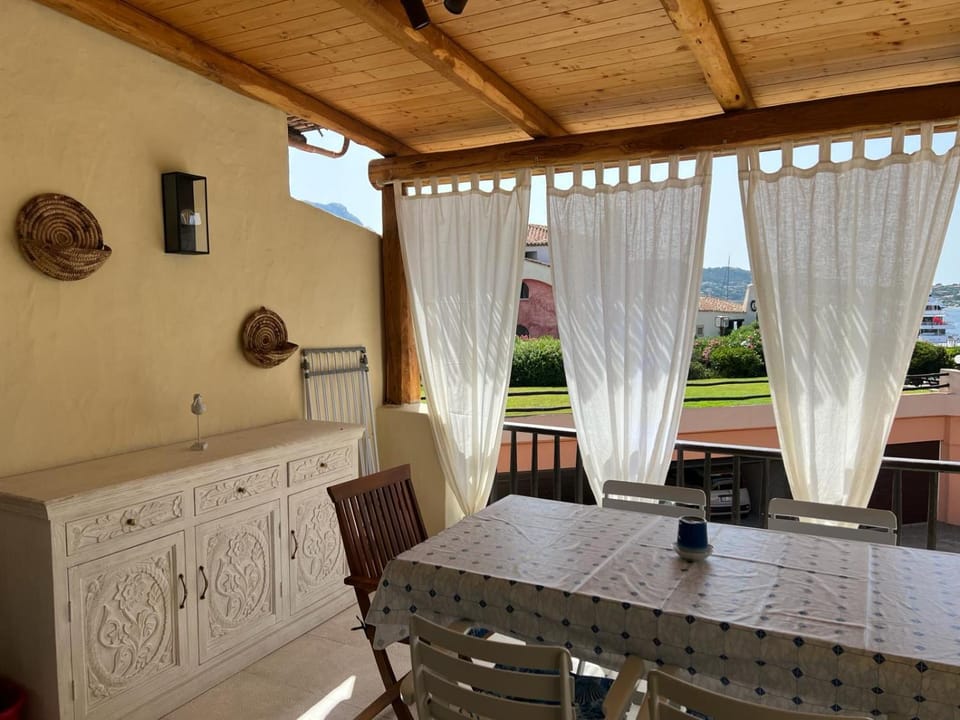 Balcony/Terrace, Seating area, Dining area