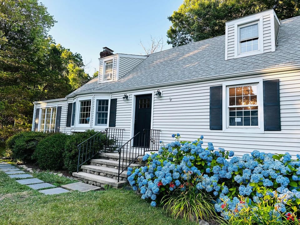 Property building, Spring, Garden