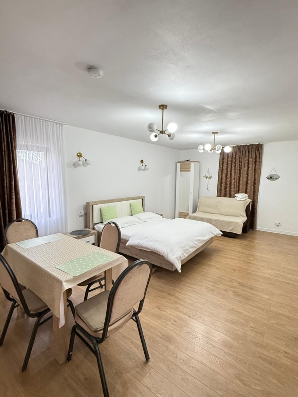 Ami's Home Bed and Breakfast in Romania