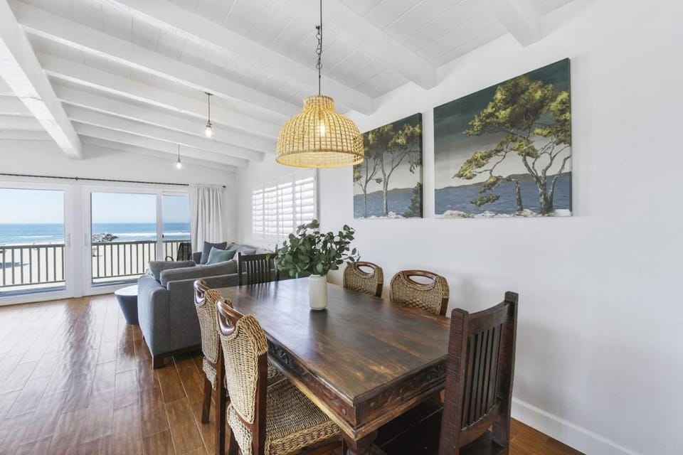 3600 W Oceanfront House in Balboa Peninsula