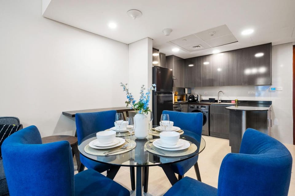 StoneTree - Cozy 1 BR - Near Metro Apartment in Dubai