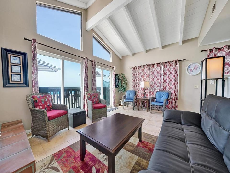 3607 Seashore Dr B House in Balboa Peninsula