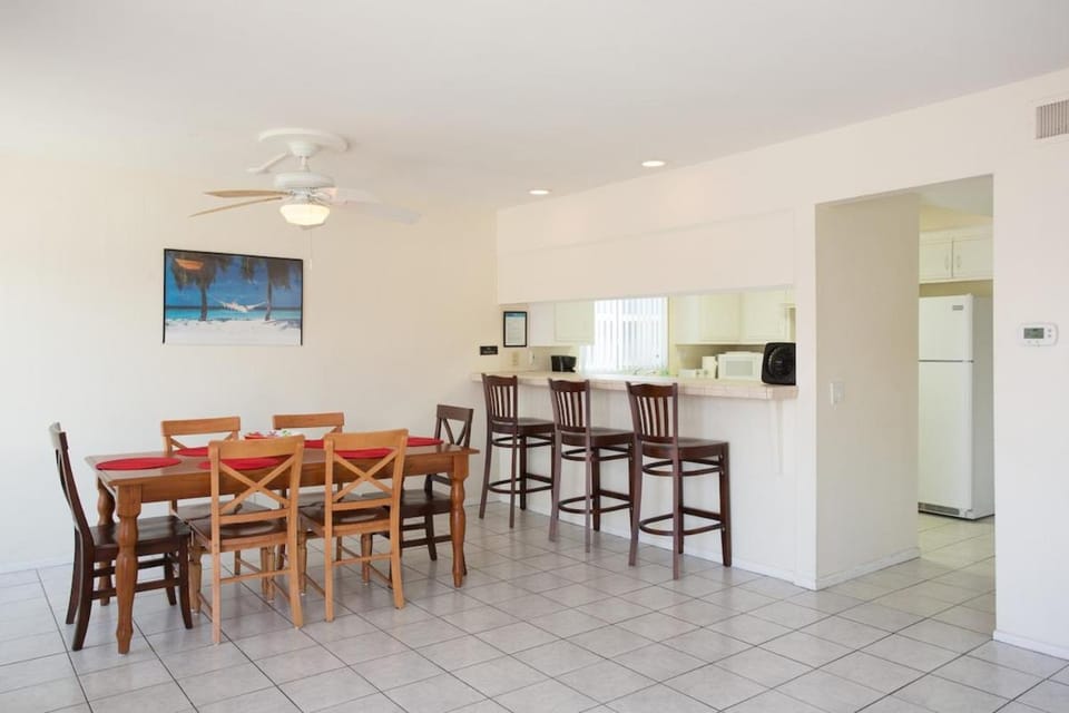 3612 Seashore Dr House in Balboa Peninsula