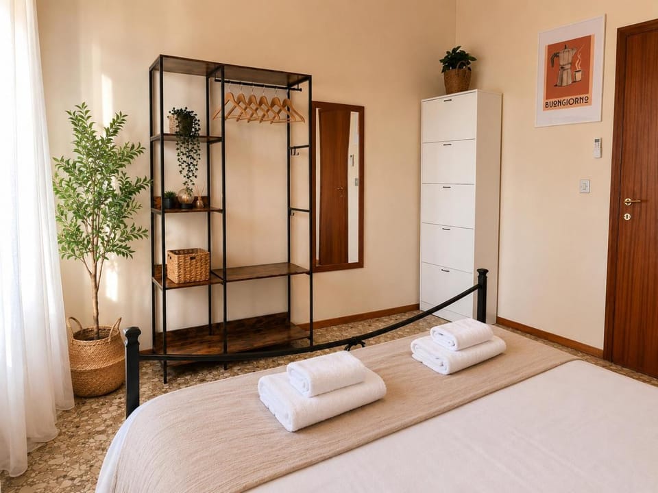 Bed, Balcony/Terrace, Photo of the whole room, Beach, Bedroom, bunk bed, towels, wardrobe, air conditioner