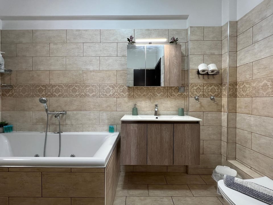 Shower, Bathroom, Bath