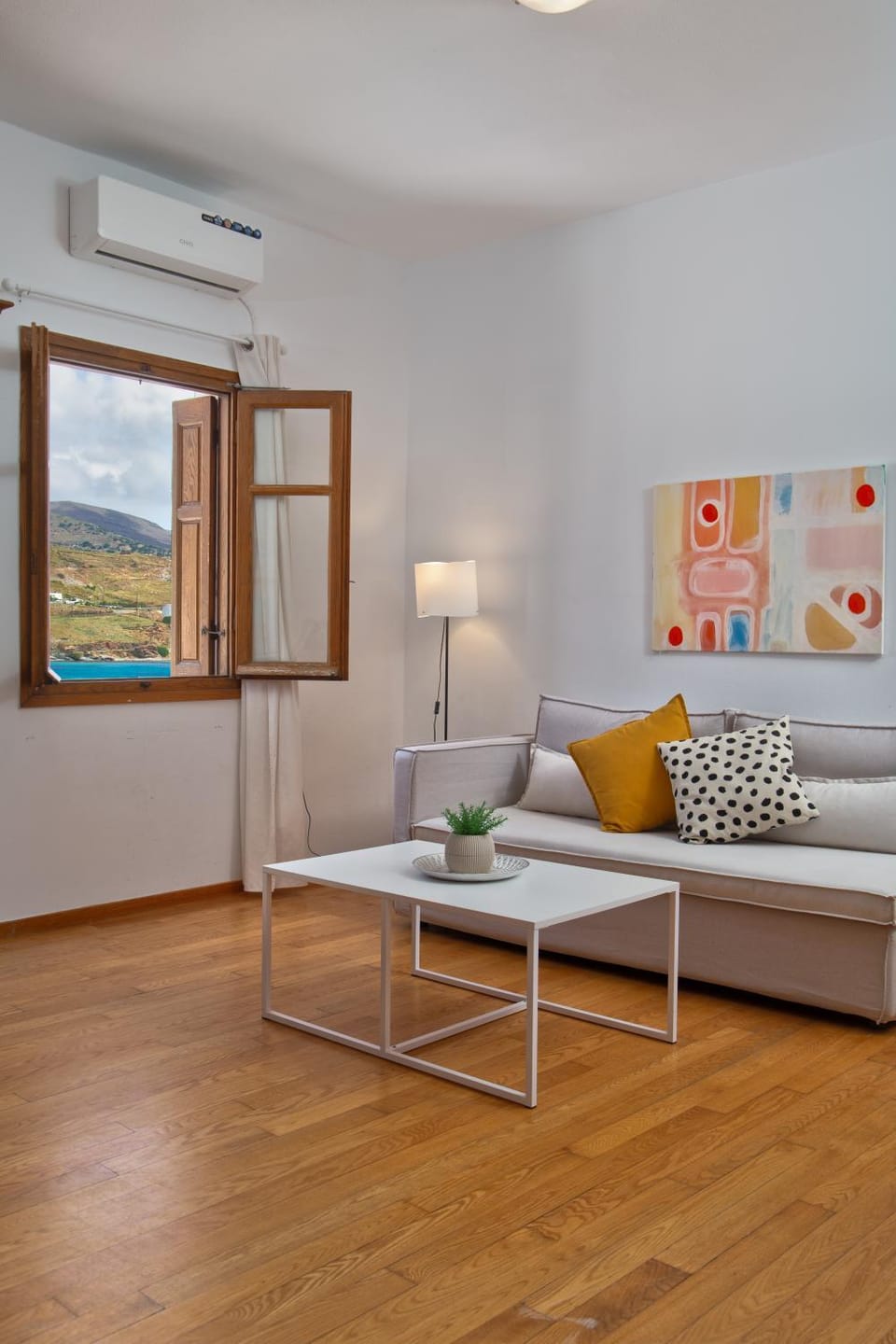 Seaview comfy flat in Andros - walk to beach Apartment in Decentralized Administration of the Aegean