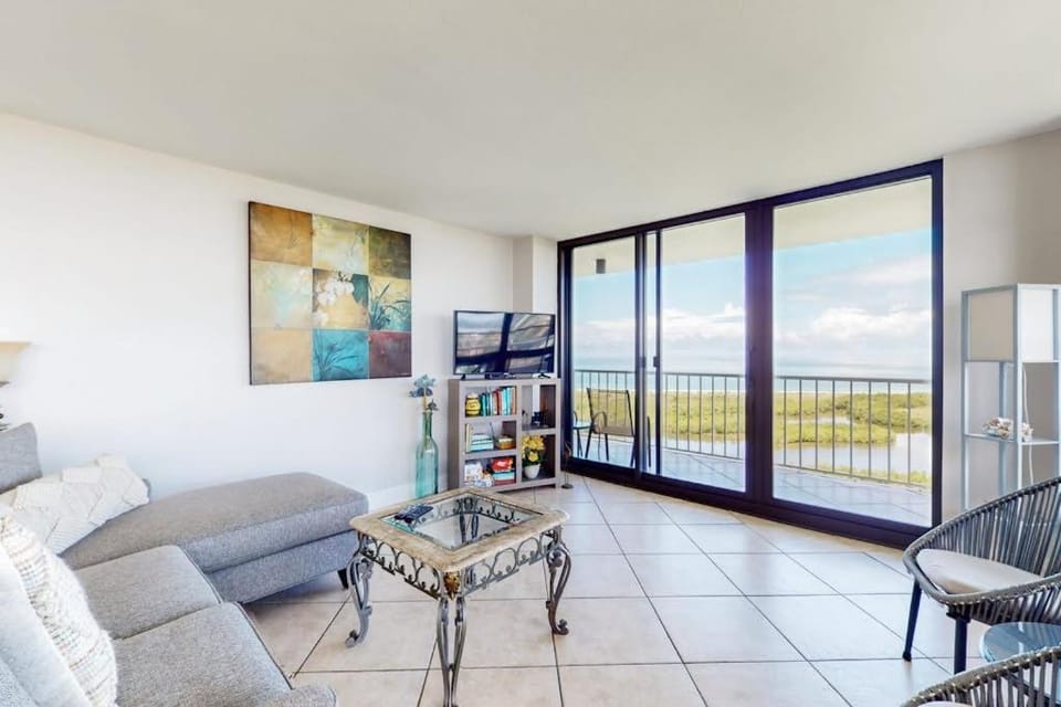 South Seas Shellabration House in Marco Island