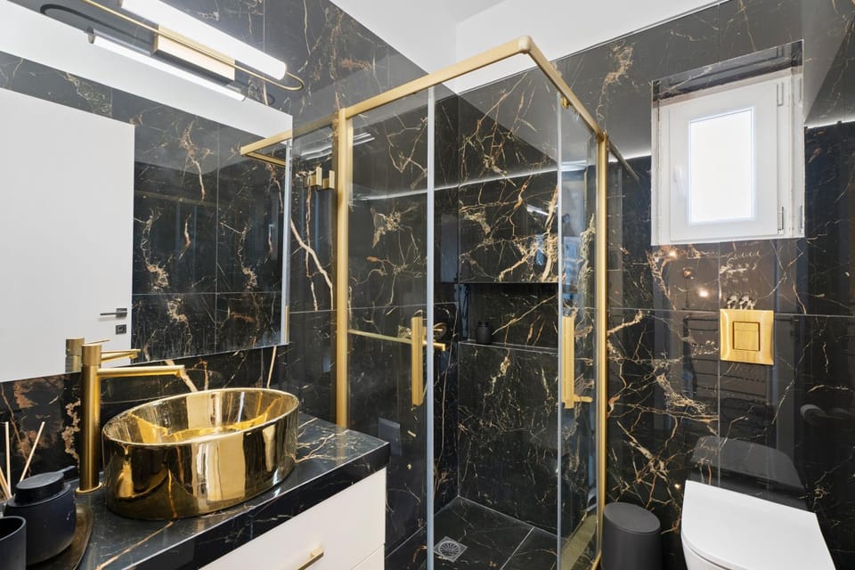 Shower, Property logo or sign, Bathroom, View (from property/room), Balcony/Terrace, Spa and wellness centre/facilities, Logo/Certificate/Sign, Food, Pets, Lake view, Sea view, Open Air Bath, Public Bath, Bath, furniture, pet friendly, room service, VIP, wardrobe, dryer
