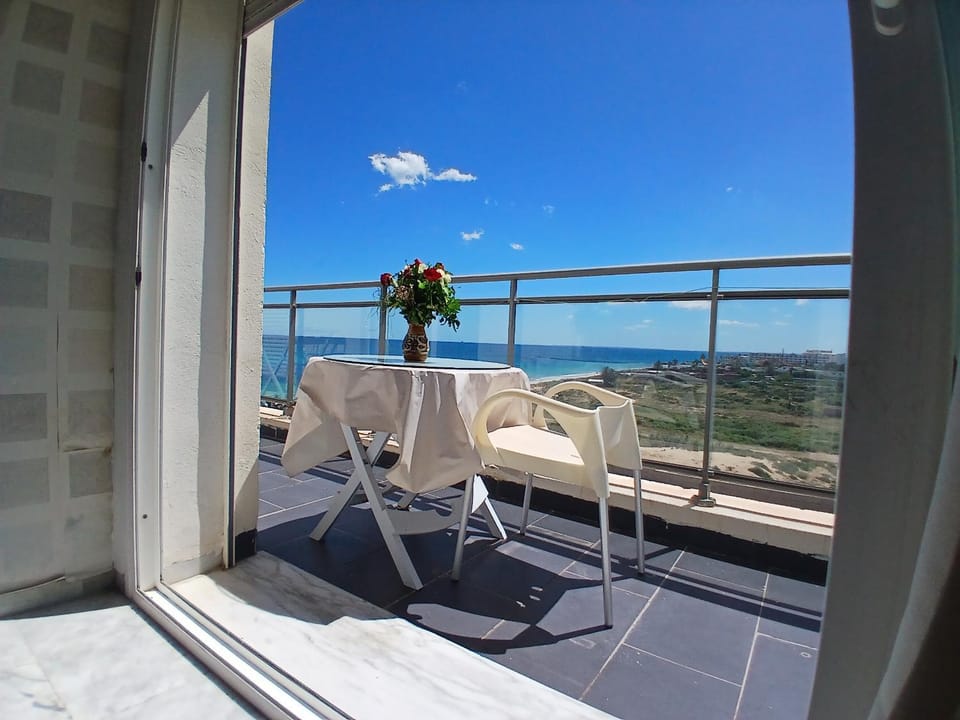 View (from property/room), Balcony/Terrace, Sea view