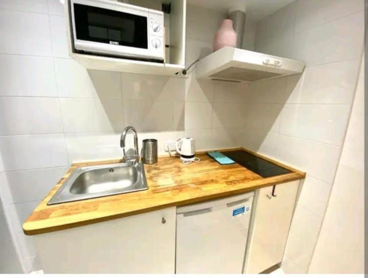 033 Basic Barça 3 3 Apartment in Barcelona