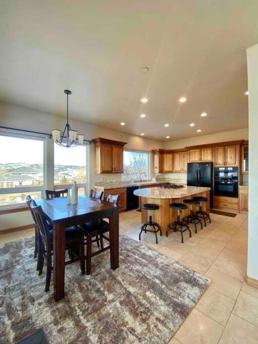Luxury home w a View- biking and hiking near House in Pocatello