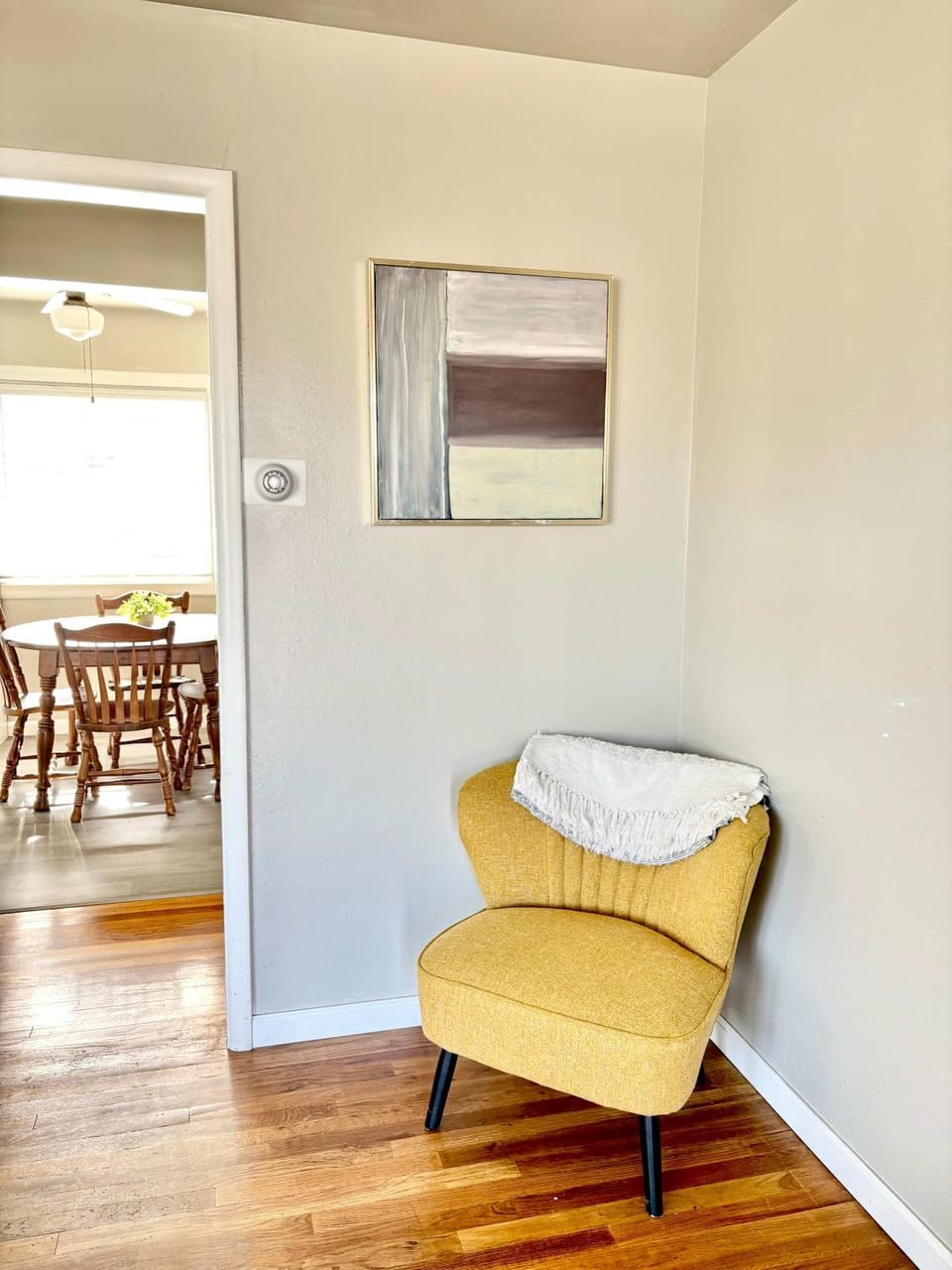 Historic 2 bedroom home in Old Town-main floor Apartment in Pocatello