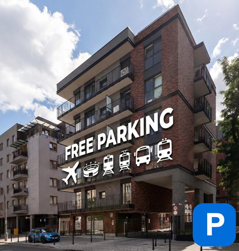 Property building, Day, Neighbourhood, Parking