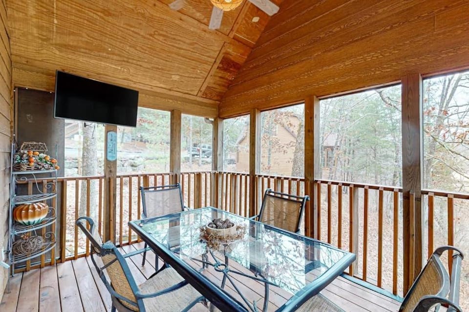 Lost Creek Haven House in Table Rock Lake