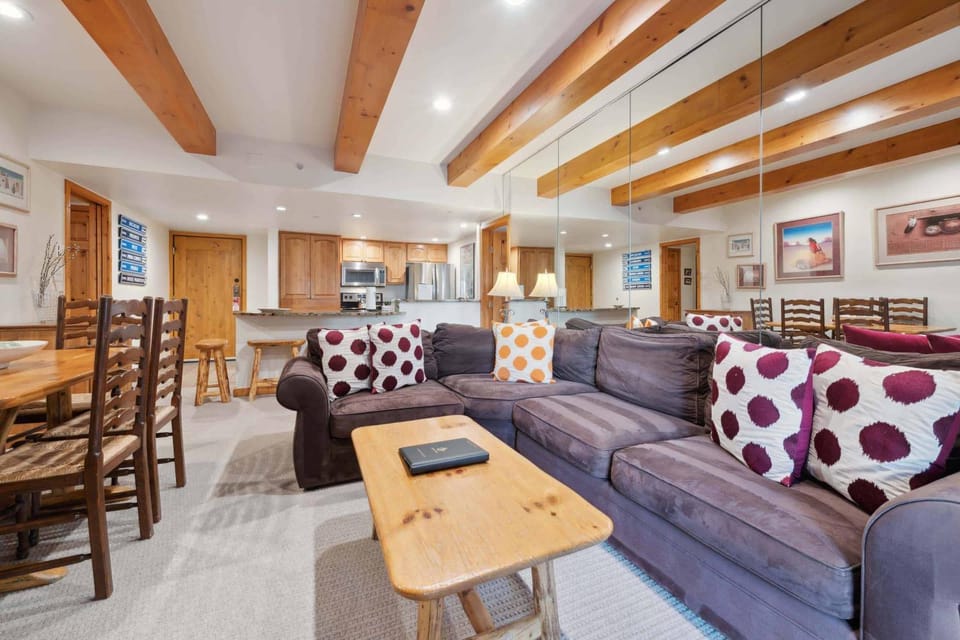 Lodge at Lionshead 110-100 Apartment in Vail
