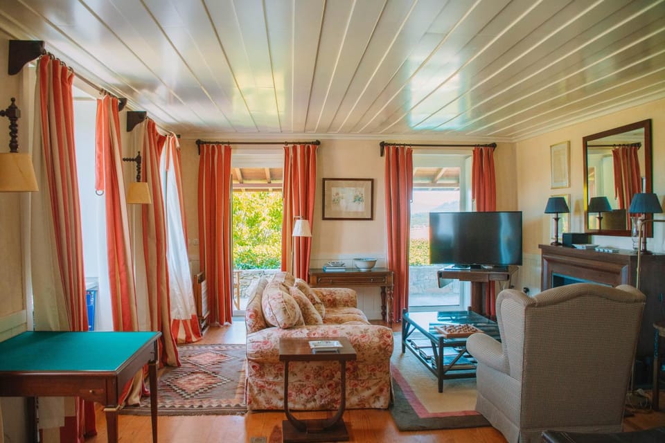 Just Like Home - Casa do Cruzeiro Villa in Viana do Castelo District, Portugal